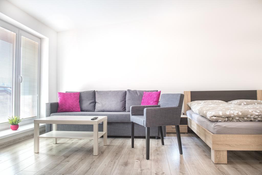 Garden Apartments Presov Bagian luar foto